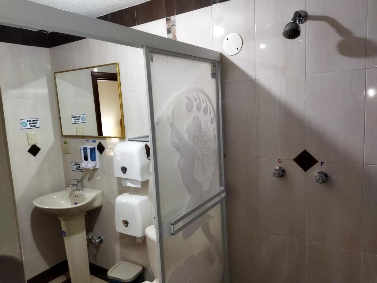 Hotel Velanez Suite ริโอบัมบา ภายนอก รูปภาพ